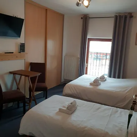 Communale De La Fruitiere Hotel Peron